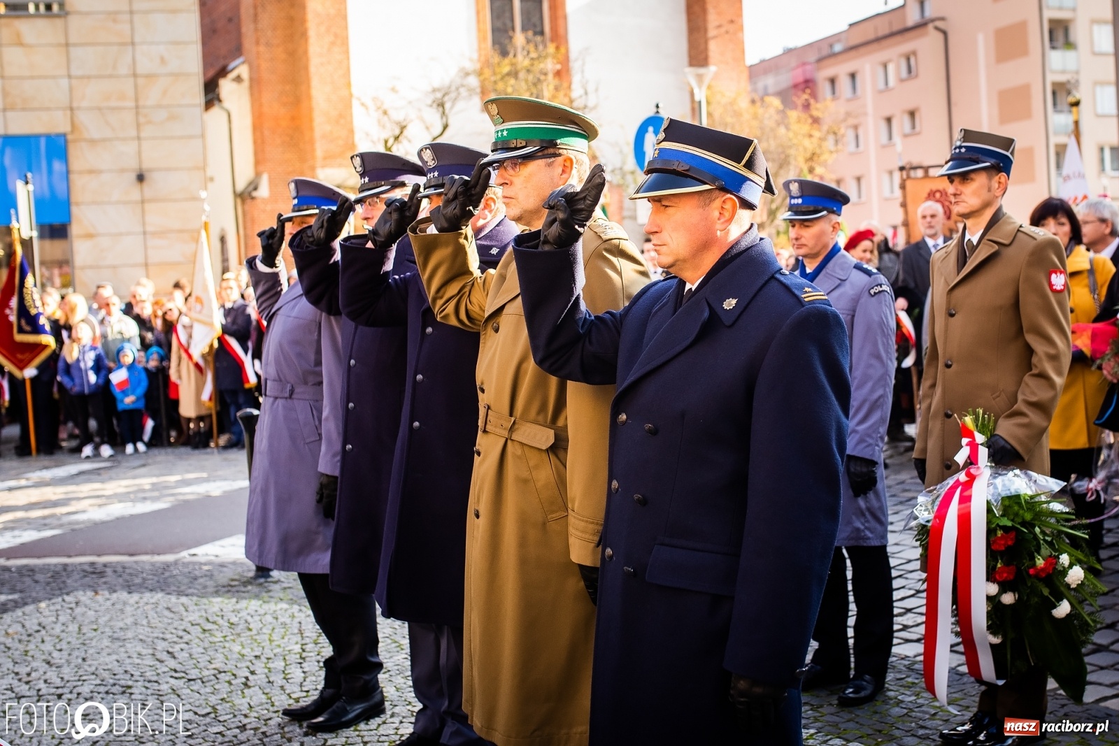 Zdjęcie w galerii na portalu naszraciborz.pl: Święto Niepodległości. Niech żyje Polska, niech żyje Racibórz!  wiadomości z regionu