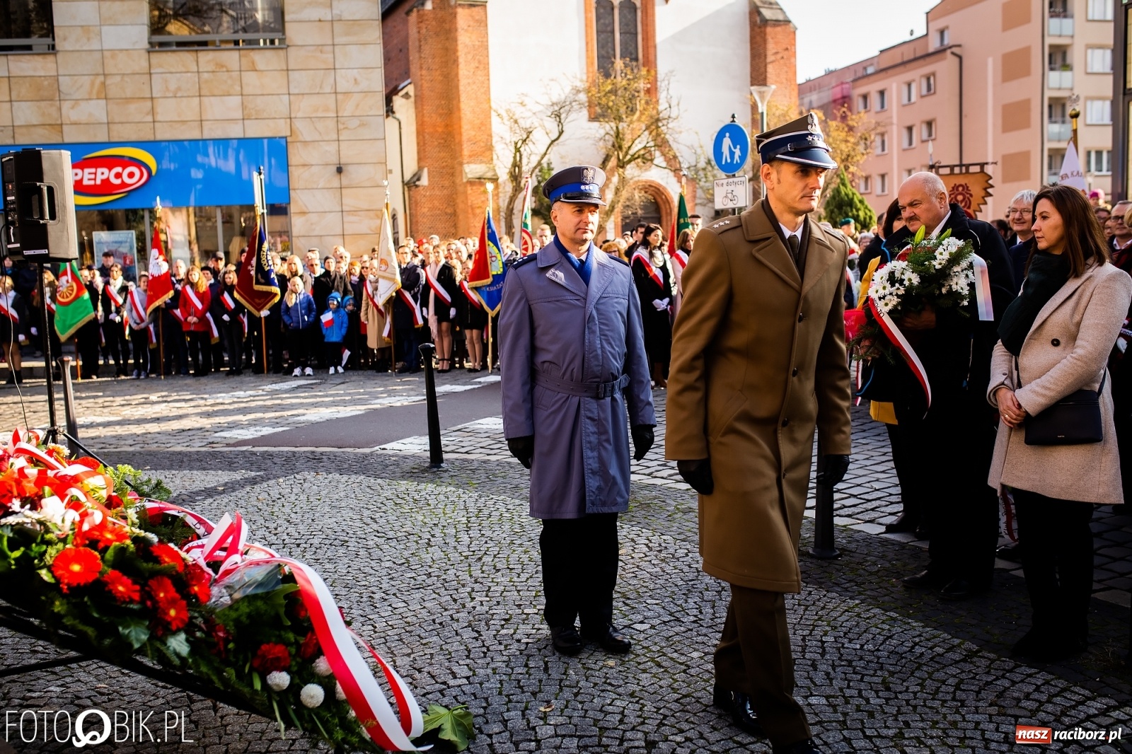 Zdjęcie w galerii na portalu naszraciborz.pl: Święto Niepodległości. Niech żyje Polska, niech żyje Racibórz!  wiadomości z regionu