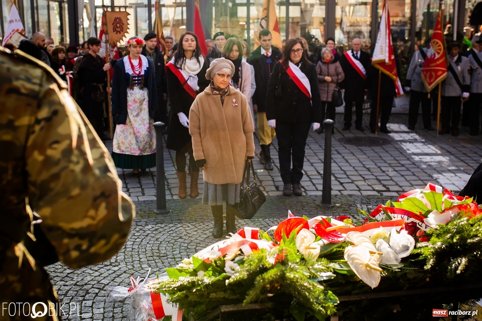 Zdjęcie w galerii na portalu naszraciborz.pl: Święto Niepodległości. Niech żyje Polska, niech żyje Racibórz!  wiadomości z regionu