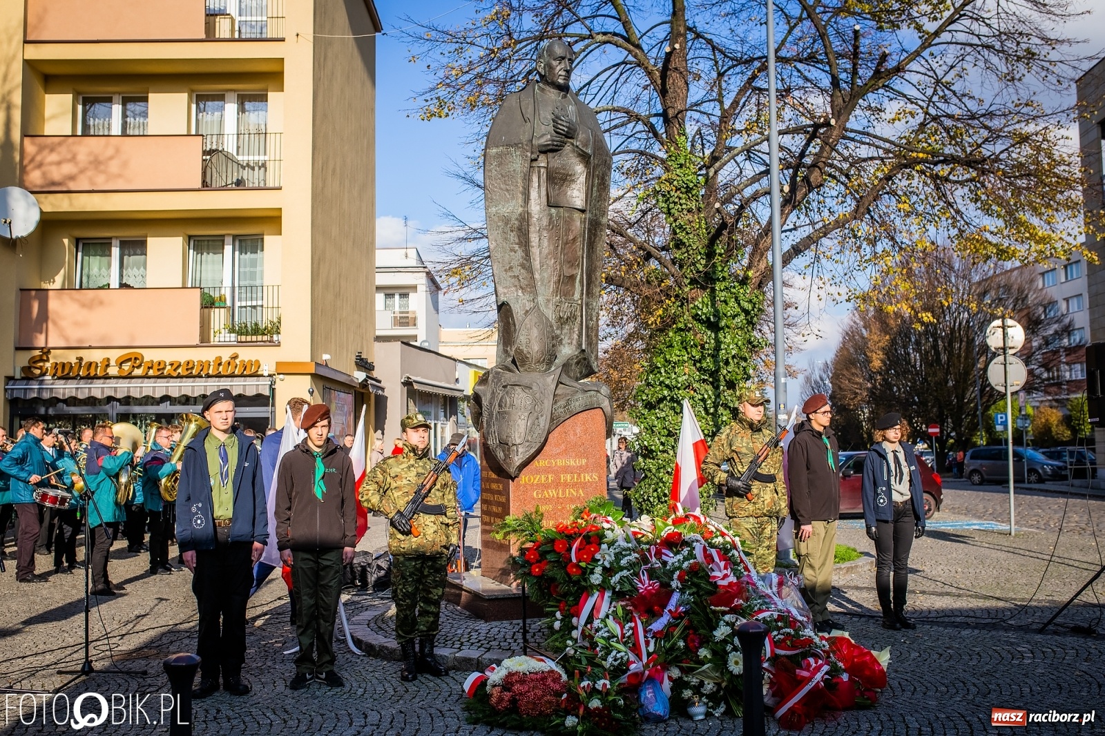 Zdjęcie w galerii na portalu naszraciborz.pl: Święto Niepodległości. Niech żyje Polska, niech żyje Racibórz!  wiadomości z regionu