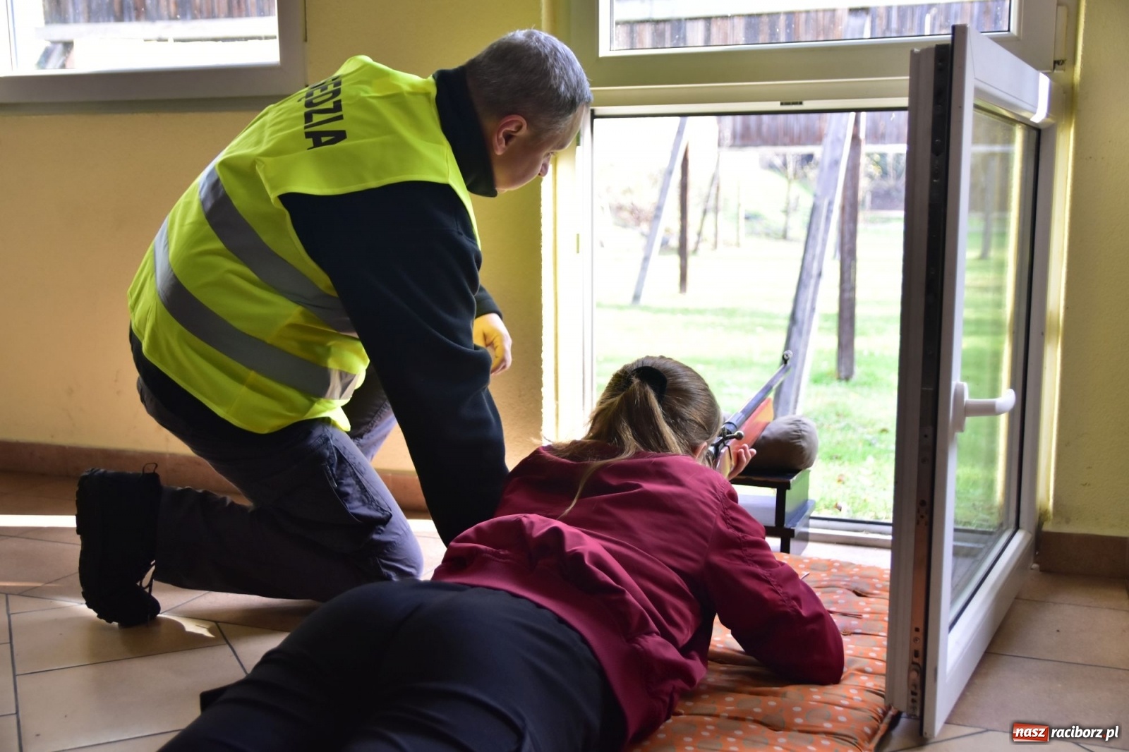 Zdjęcie w galerii na portalu naszraciborz.pl: Jedenaście strzałów na 11 listopada [FOTO]  wiadomości z regionu