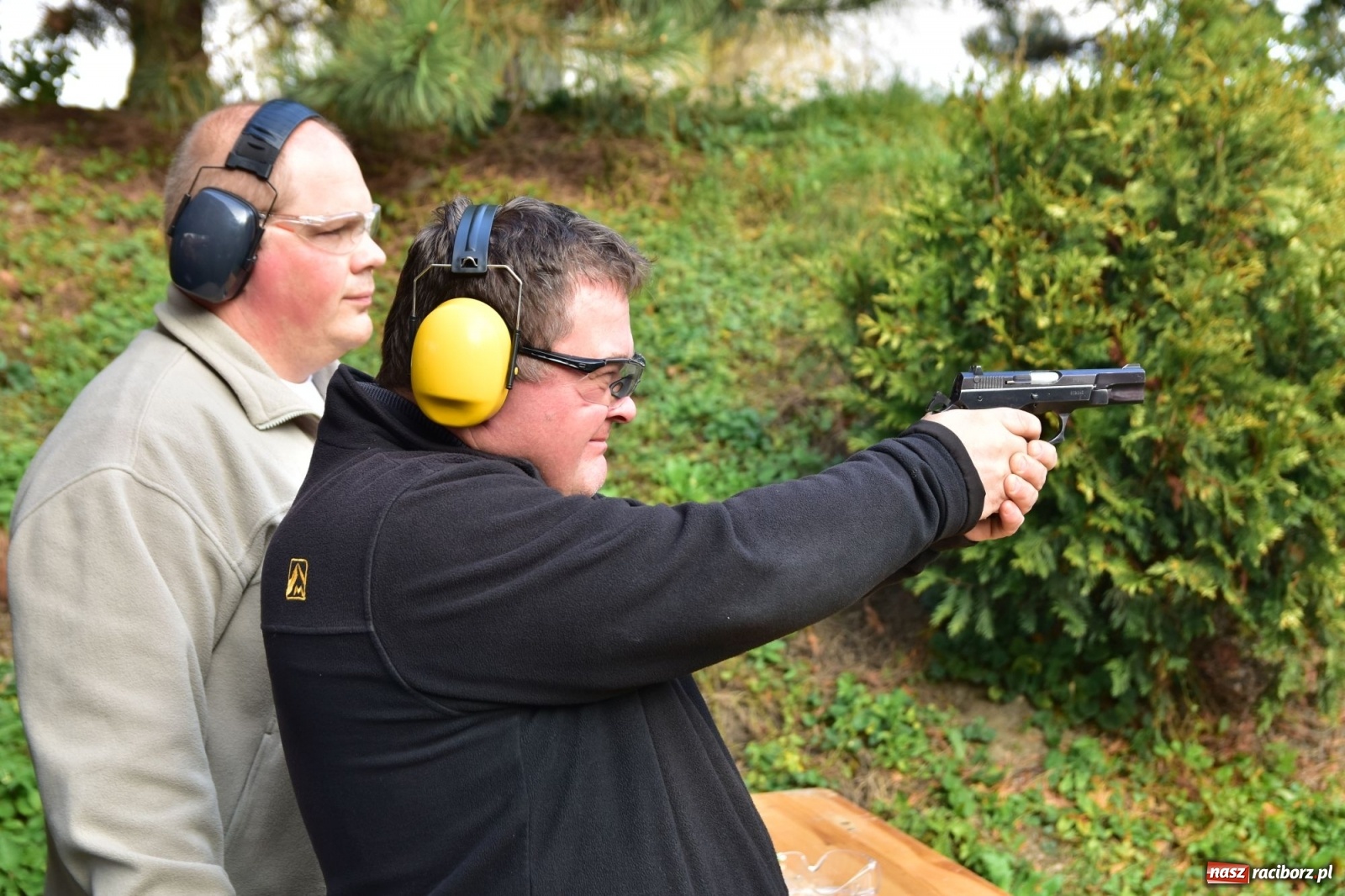 Zdjęcie w galerii na portalu naszraciborz.pl: Jedenaście strzałów na 11 listopada [FOTO]  wiadomości z regionu