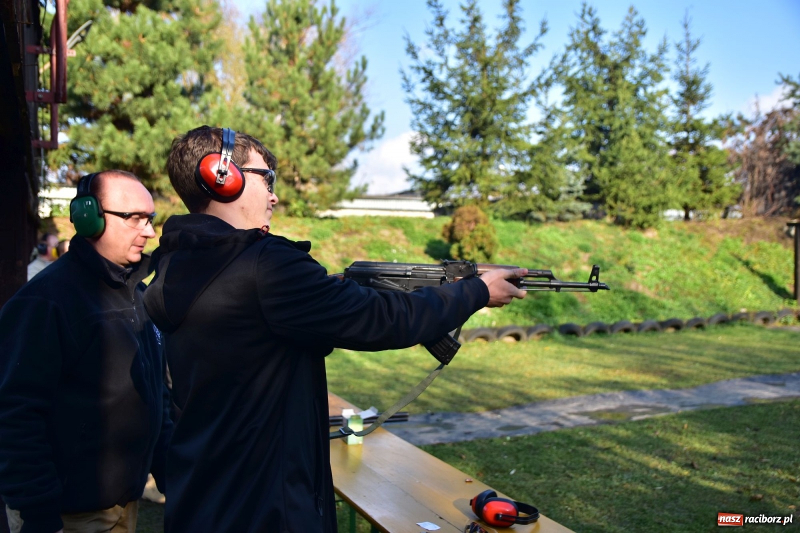 Zdjęcie w galerii na portalu naszraciborz.pl: Jedenaście strzałów na 11 listopada [FOTO]  wiadomości z regionu