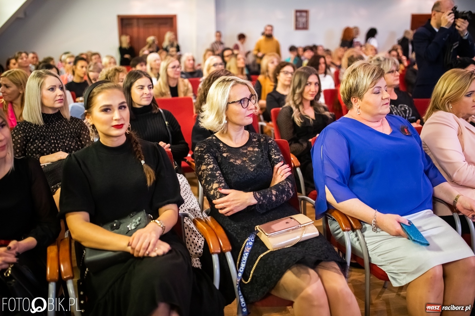 Zdjęcie w galerii na portalu naszraciborz.pl: Top Liderki Ery Nowych Kobiet spotkały się na zamku wiadomości z regionu