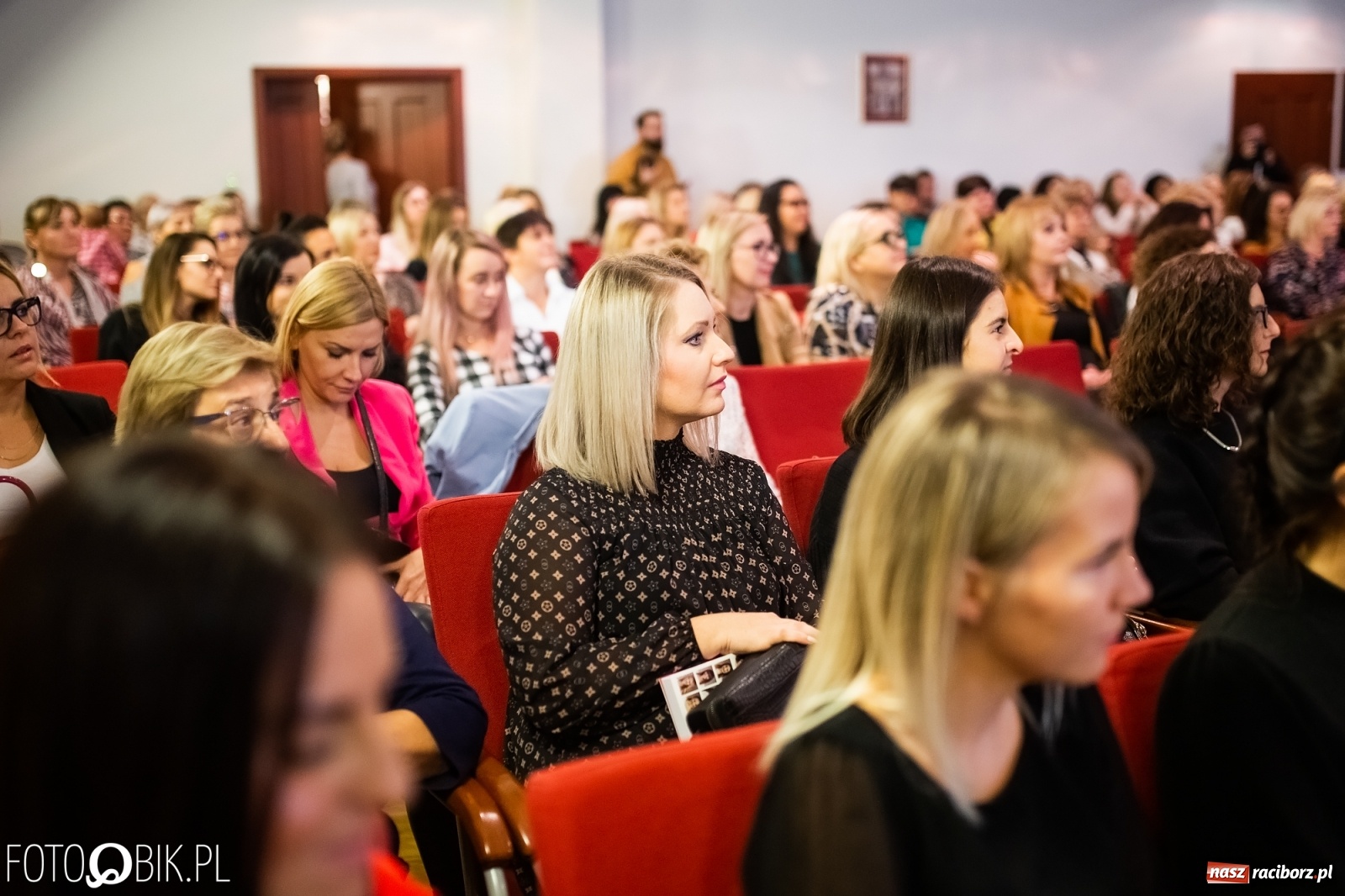 Zdjęcie w galerii na portalu naszraciborz.pl: Top Liderki Ery Nowych Kobiet spotkały się na zamku wiadomości z regionu