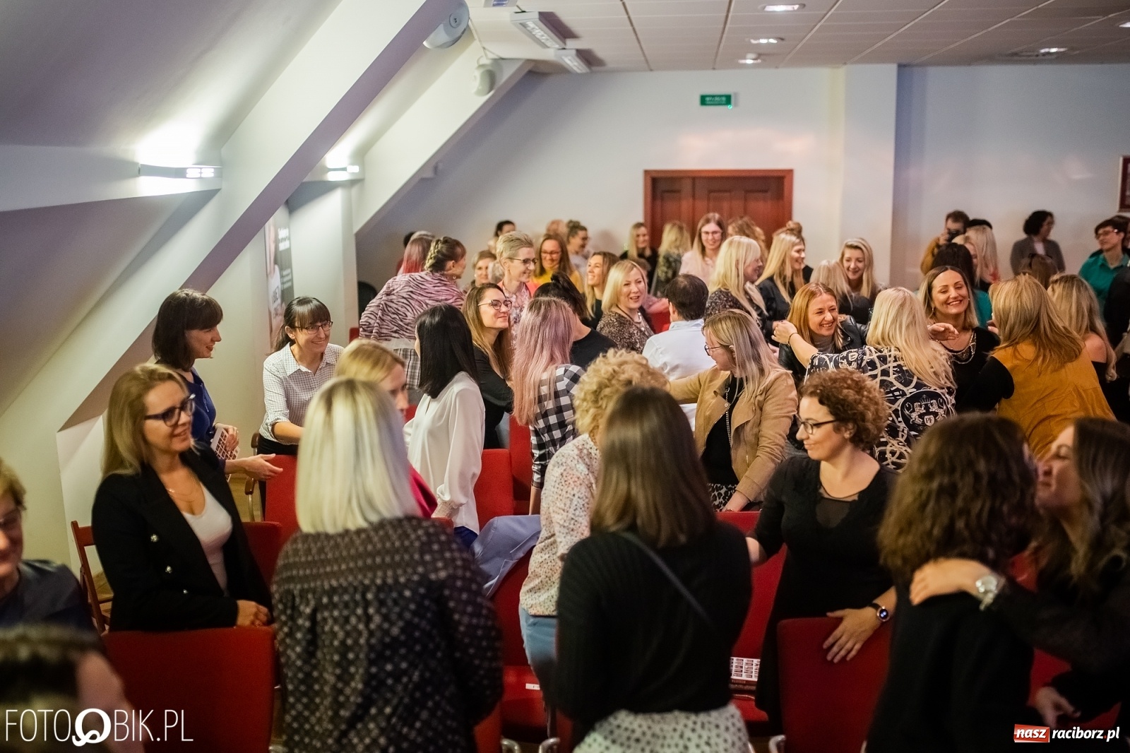 Zdjęcie w galerii na portalu naszraciborz.pl: Top Liderki Ery Nowych Kobiet spotkały się na zamku wiadomości z regionu