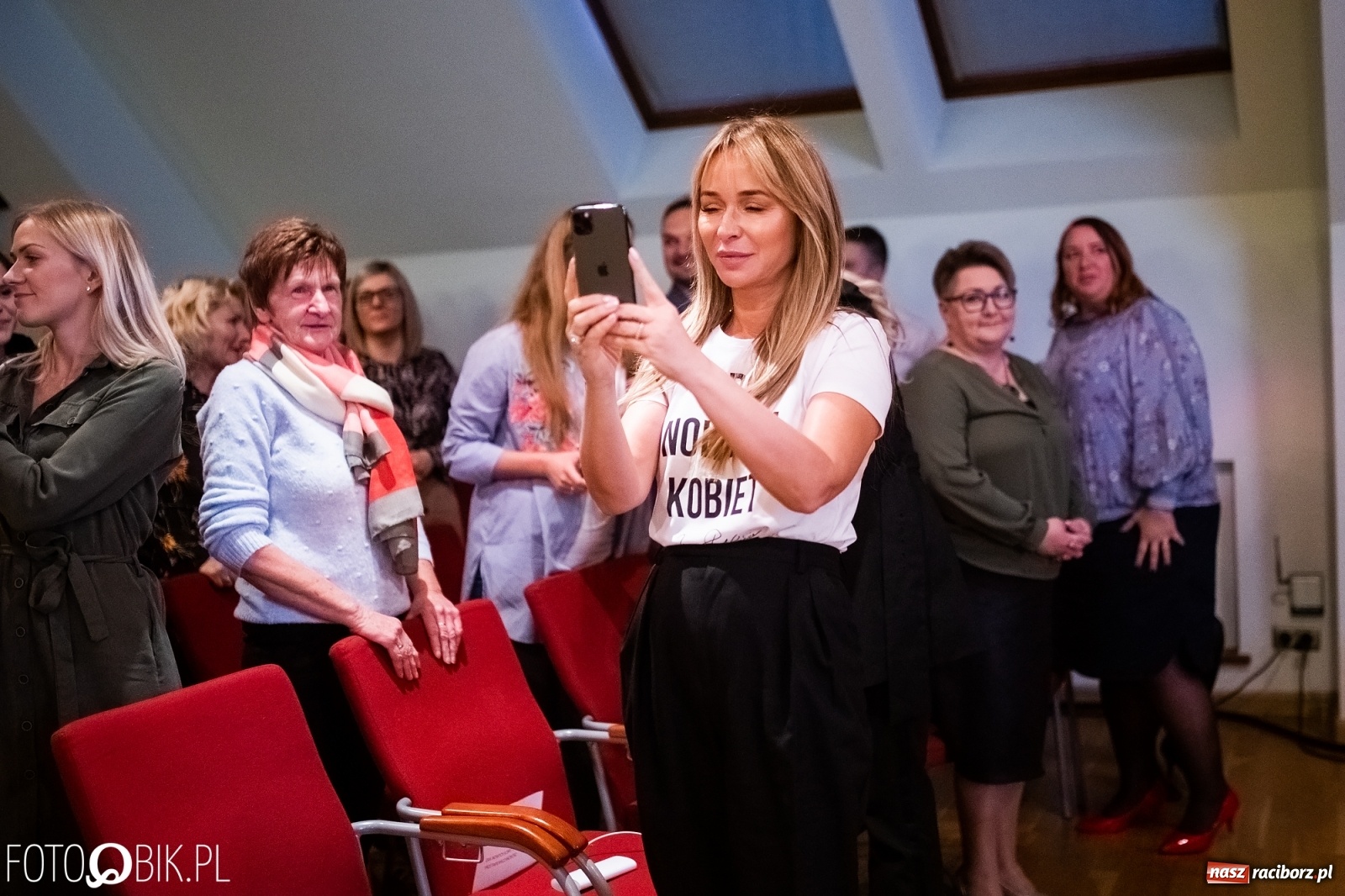 Zdjęcie w galerii na portalu naszraciborz.pl: Top Liderki Ery Nowych Kobiet spotkały się na zamku wiadomości z regionu