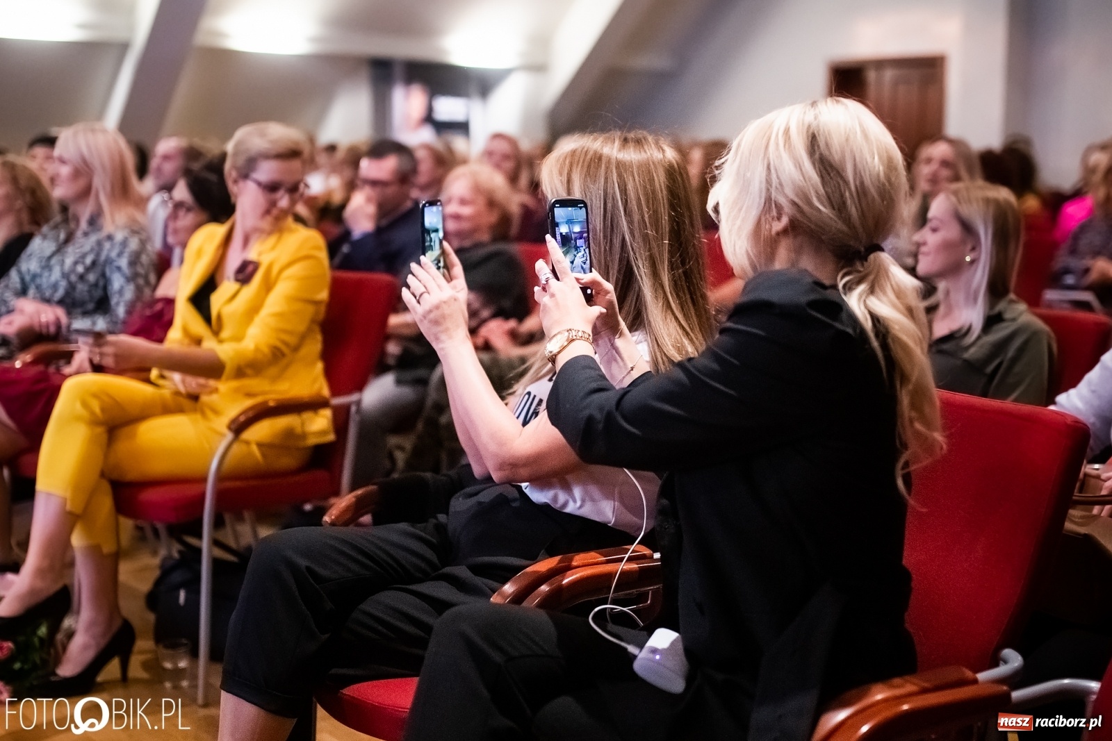 Zdjęcie w galerii na portalu naszraciborz.pl: Top Liderki Ery Nowych Kobiet spotkały się na zamku wiadomości z regionu