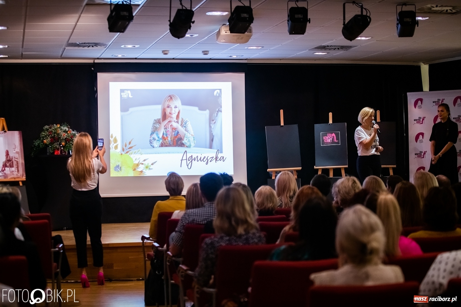 Zdjęcie w galerii na portalu naszraciborz.pl: Top Liderki Ery Nowych Kobiet spotkały się na zamku wiadomości z regionu