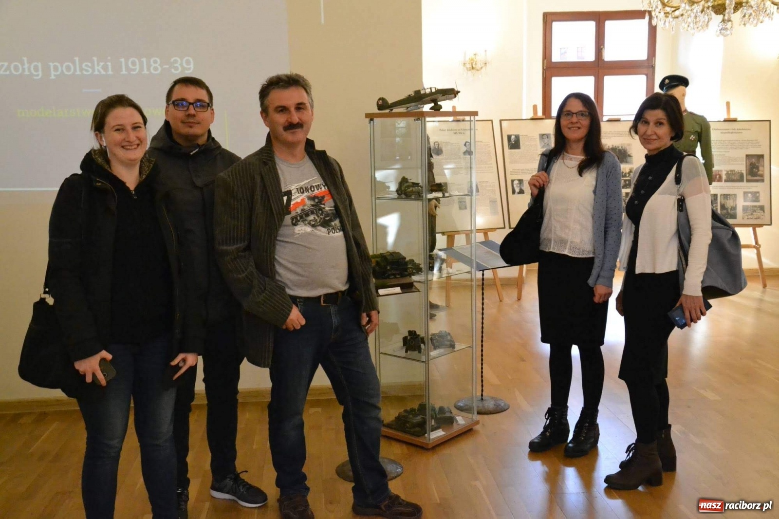 Zdjęcie w galerii na portalu naszraciborz.pl: Karty z historii Polski. Nowa wystawa na zamku  wiadomości z regionu