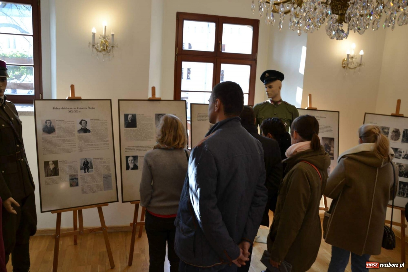 Zdjęcie w galerii na portalu naszraciborz.pl: Karty z historii Polski. Nowa wystawa na zamku  wiadomości z regionu