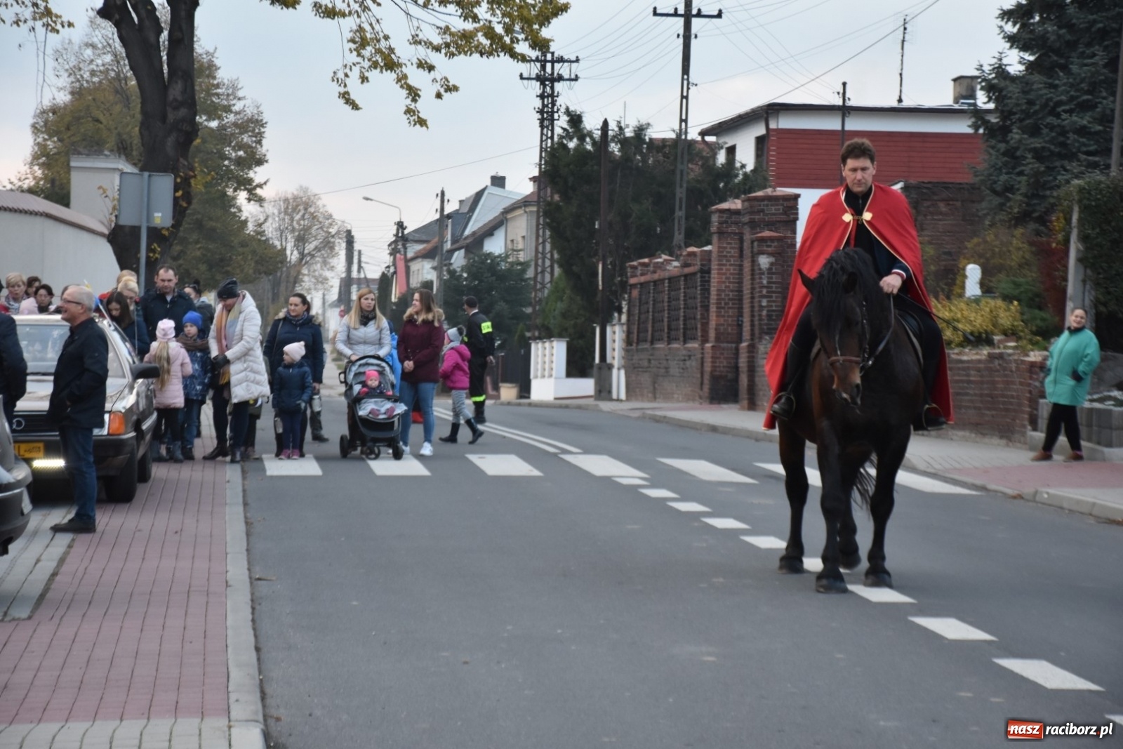 Zdjęcie w galerii na portalu naszraciborz.pl: Martinstag w Bieńkowicach. Pochód i pyszne rogale [FOTO]  wiadomości z regionu