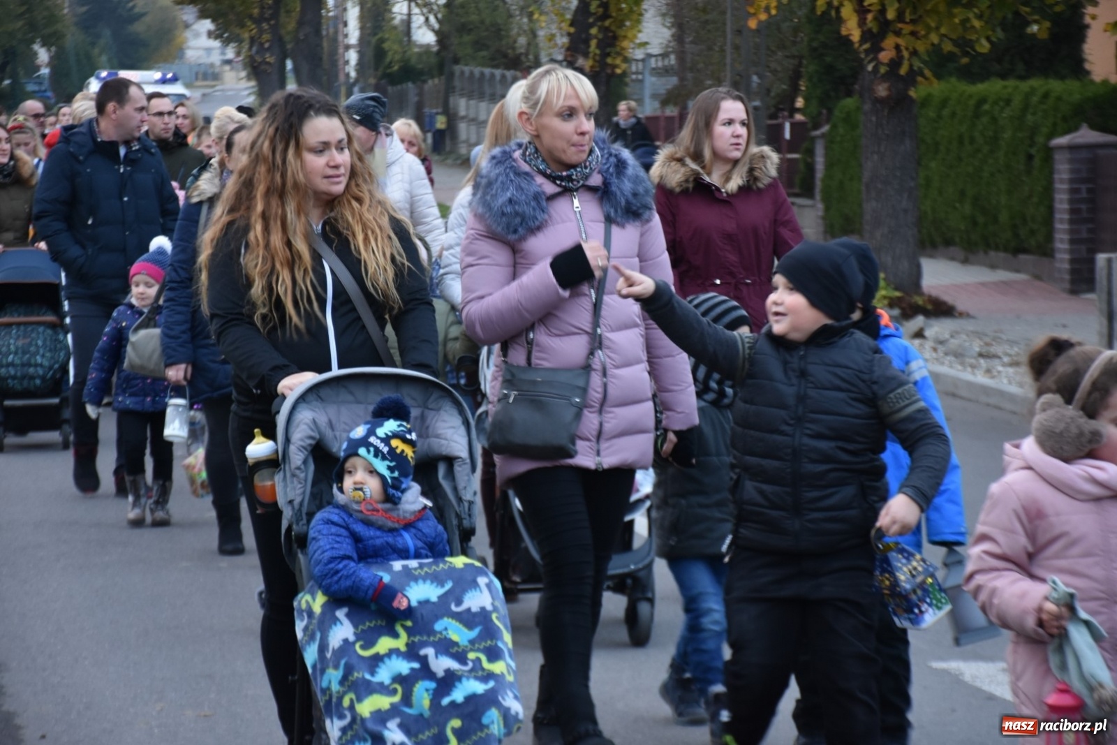 Zdjęcie w galerii na portalu naszraciborz.pl: Martinstag w Bieńkowicach. Pochód i pyszne rogale [FOTO]  wiadomości z regionu