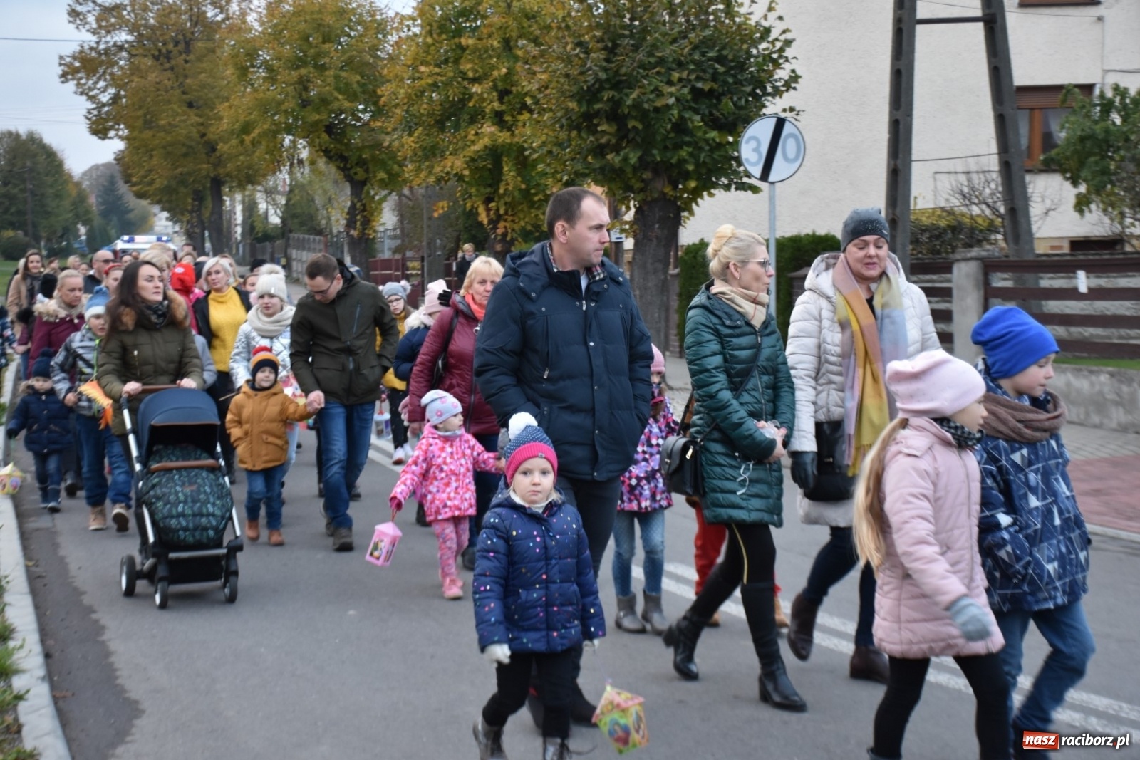 Zdjęcie w galerii na portalu naszraciborz.pl: Martinstag w Bieńkowicach. Pochód i pyszne rogale [FOTO]  wiadomości z regionu