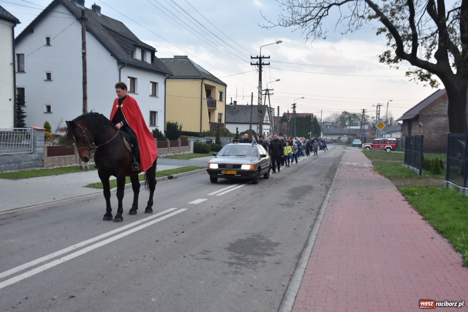 Zdjęcie w galerii na portalu naszraciborz.pl: Martinstag w Bieńkowicach. Pochód i pyszne rogale [FOTO]  wiadomości z regionu