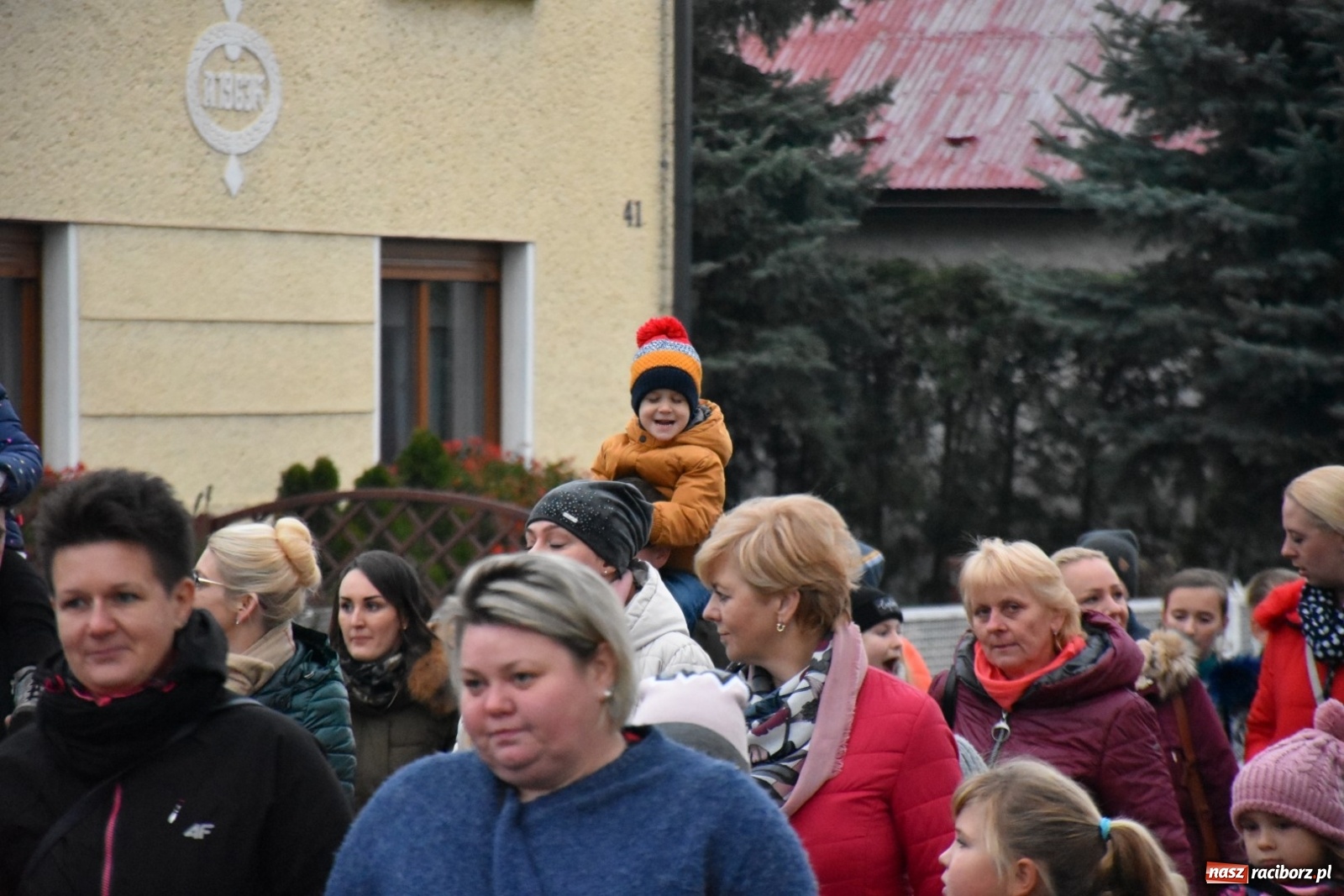 Zdjęcie w galerii na portalu naszraciborz.pl: Martinstag w Bieńkowicach. Pochód i pyszne rogale [FOTO]  wiadomości z regionu