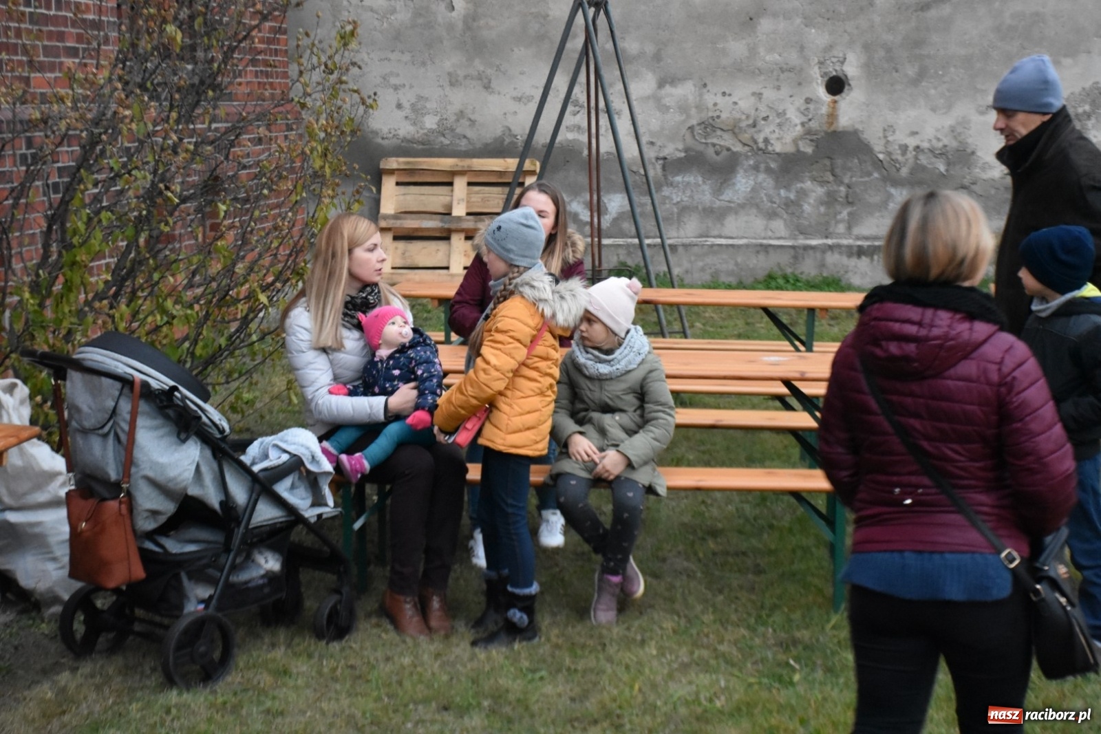Zdjęcie w galerii na portalu naszraciborz.pl: Martinstag w Bieńkowicach. Pochód i pyszne rogale [FOTO]  wiadomości z regionu