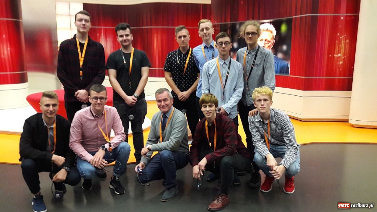 Zdjęcie w galerii na portalu naszraciborz.pl: Raciborzanie z wizytą w ZDF. Na żywo obserwowali realizację programu wiadomości z regionu