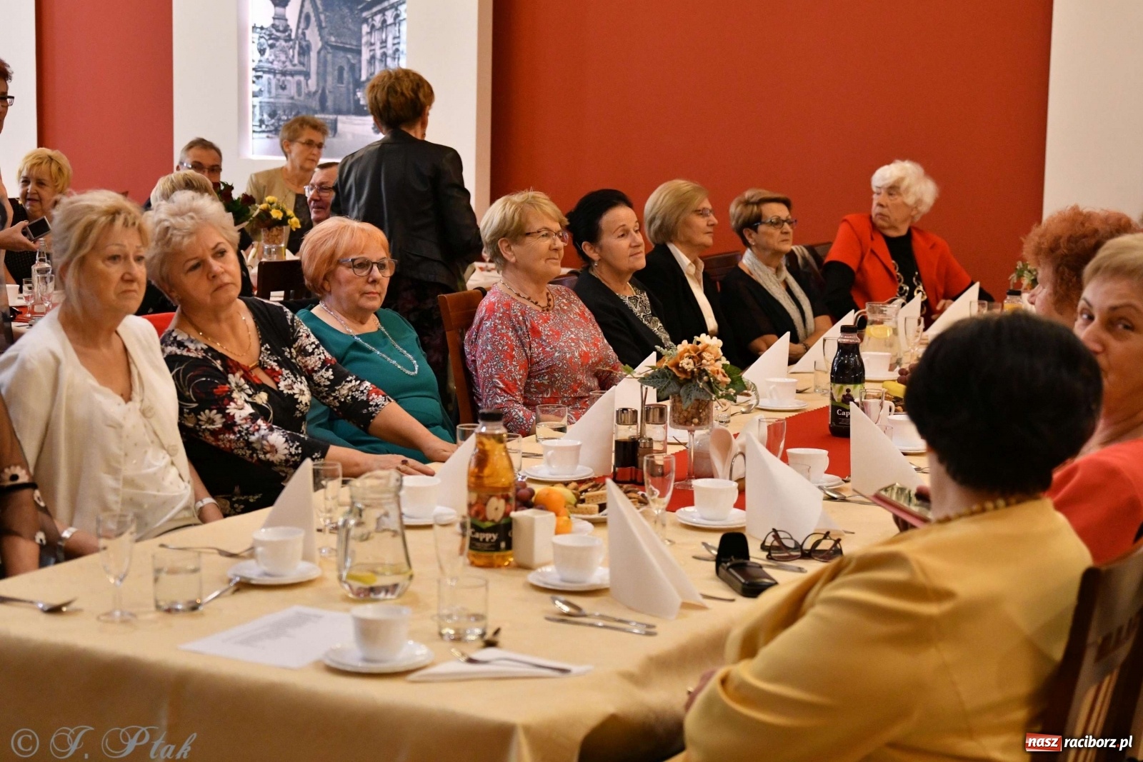 Zdjęcie w galerii na portalu naszraciborz.pl: Raciborskie obchody Dnia Seniora  wiadomości z regionu