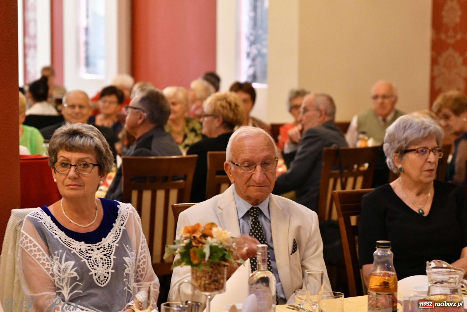 Zdjęcie w galerii na portalu naszraciborz.pl: Raciborskie obchody Dnia Seniora  wiadomości z regionu