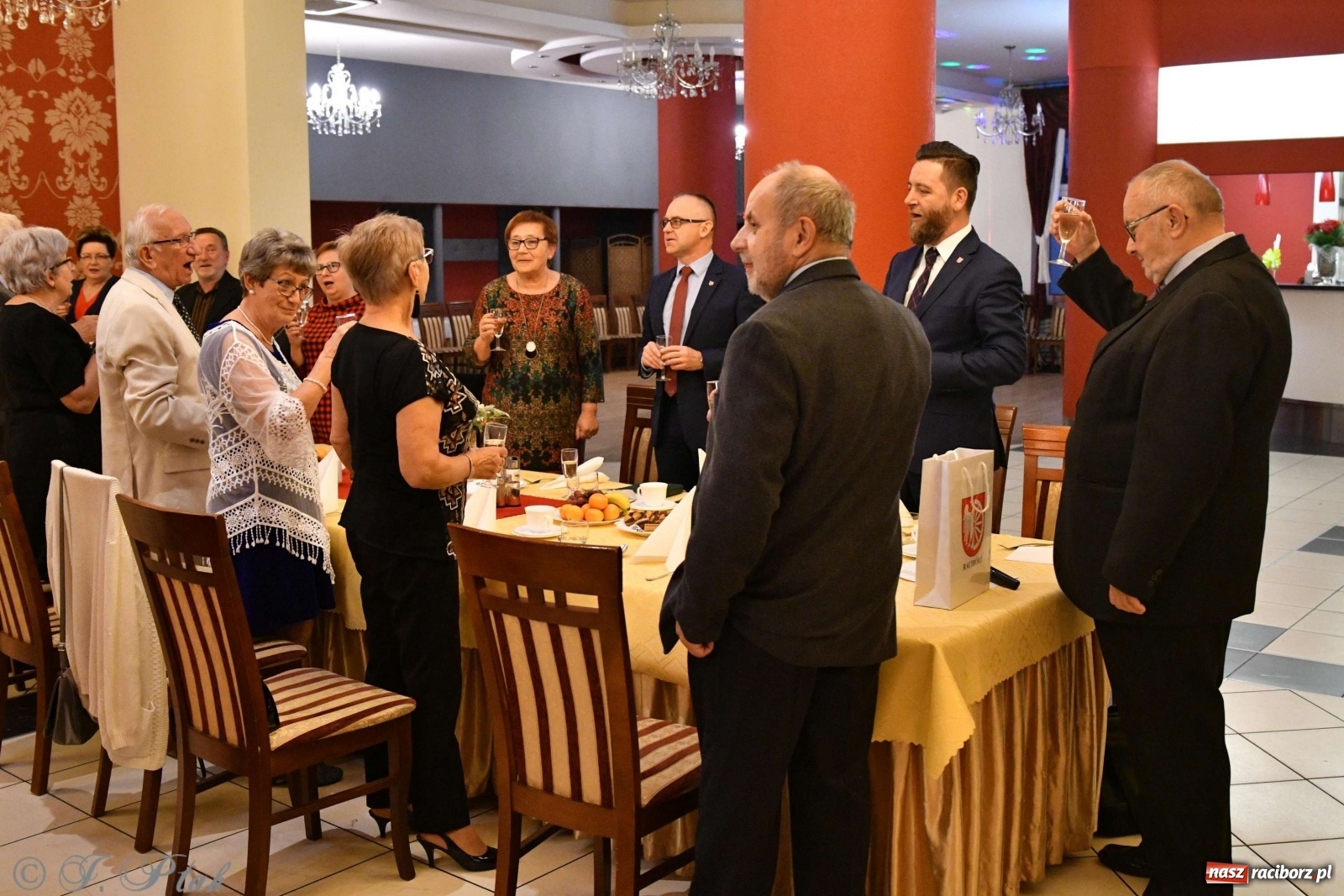 Zdjęcie w galerii na portalu naszraciborz.pl: Raciborskie obchody Dnia Seniora  wiadomości z regionu