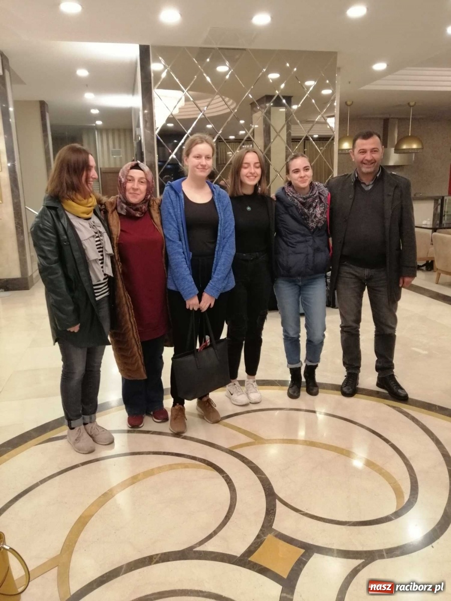 Zdjęcie w galerii na portalu naszraciborz.pl: Młodzież z Kasprowicza na Erasmusie w Turcji  wiadomości z regionu