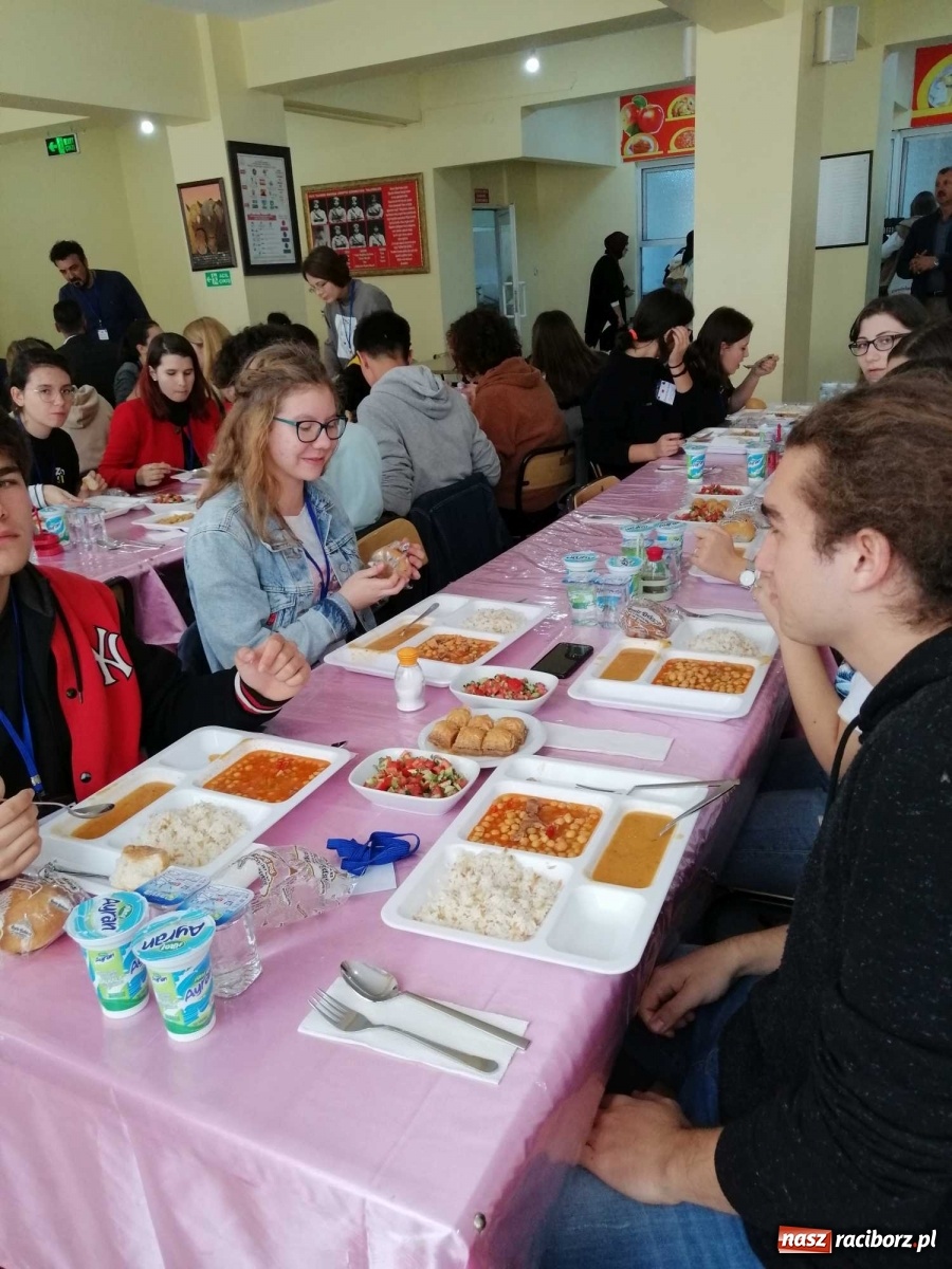 Zdjęcie w galerii na portalu naszraciborz.pl: Młodzież z Kasprowicza na Erasmusie w Turcji  wiadomości z regionu