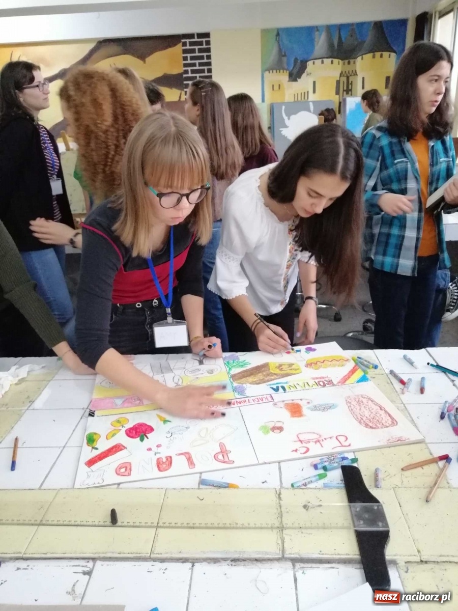 Zdjęcie w galerii na portalu naszraciborz.pl: Młodzież z Kasprowicza na Erasmusie w Turcji  wiadomości z regionu