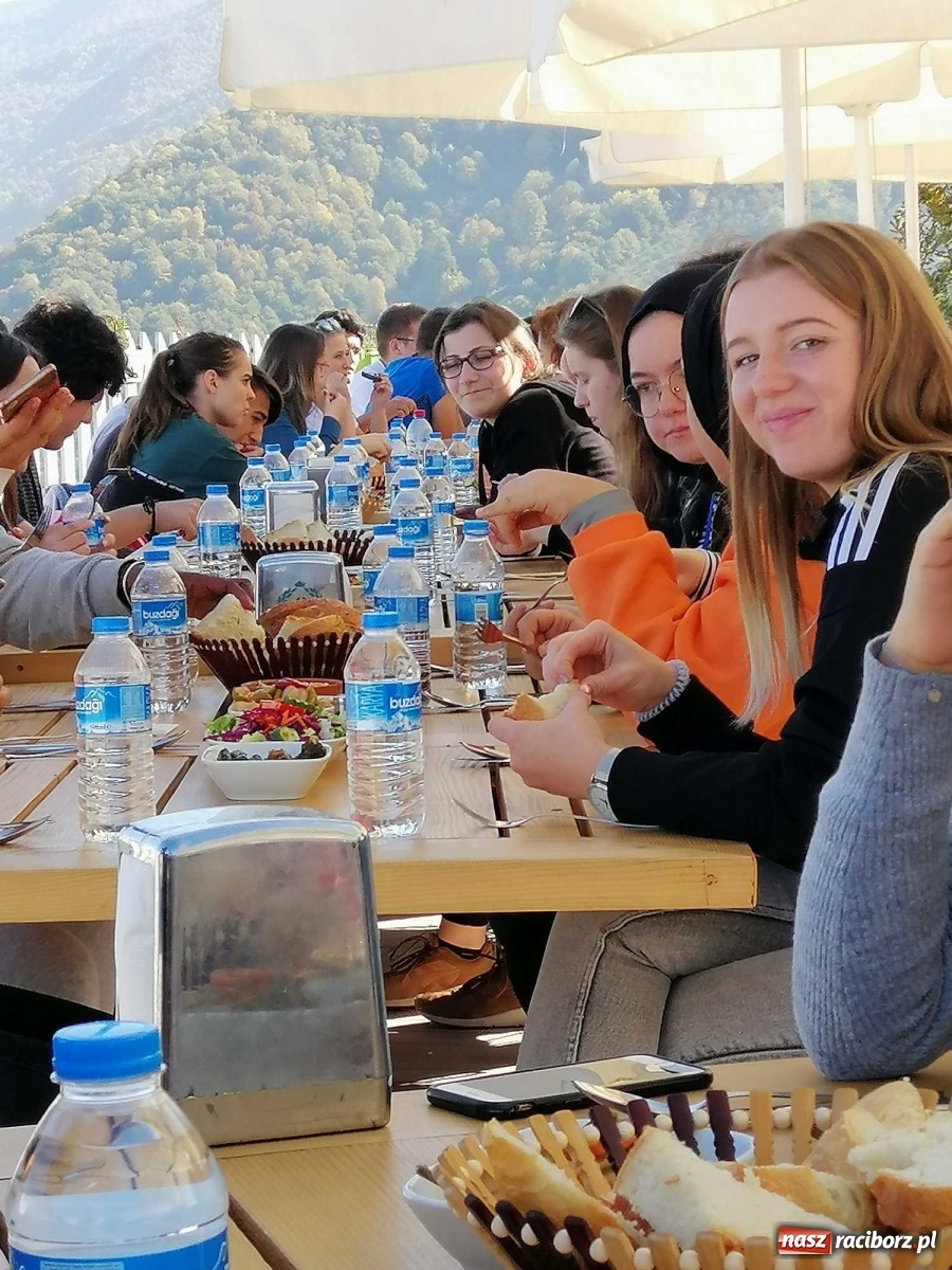 Zdjęcie w galerii na portalu naszraciborz.pl: Młodzież z Kasprowicza na Erasmusie w Turcji  wiadomości z regionu
