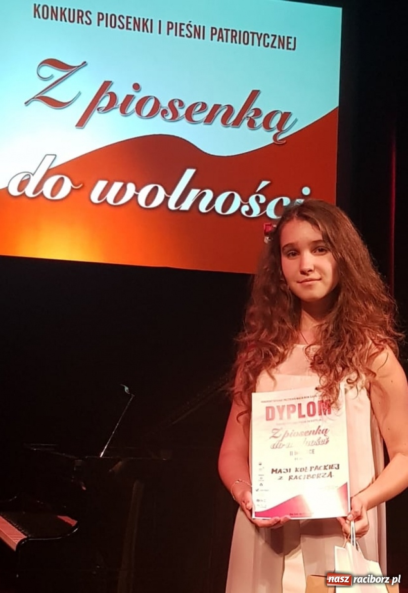 Zdjęcie w galerii na portalu naszraciborz.pl: Wokalne sukcesy raciborzanki Mai Kołpackiej  wiadomości z regionu