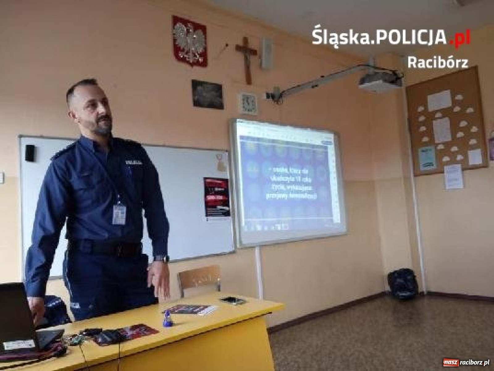 Zdjęcie w galerii na portalu naszraciborz.pl: Raciborscy policjanci na spotkaniach z młodzieżą wiadomości z regionu