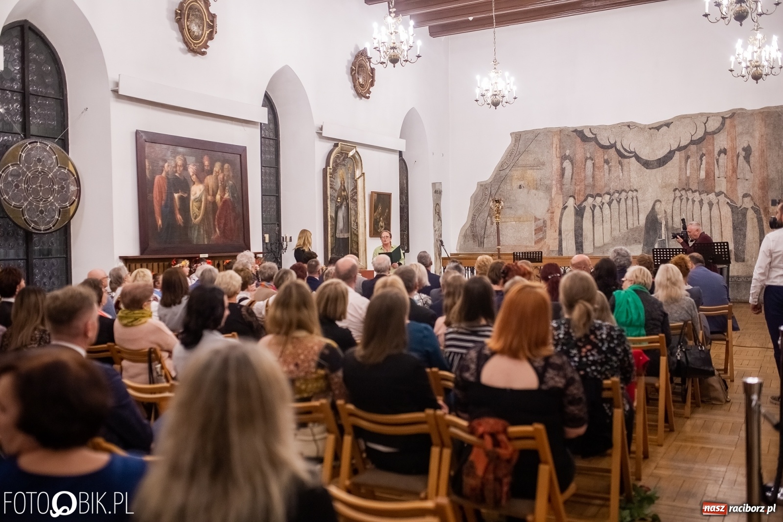 Zdjęcie w galerii na portalu naszraciborz.pl: Święto Animatora Kultury w raciborskim Muzeum wiadomości z regionu