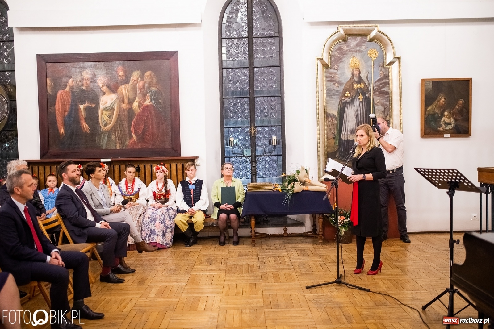 Zdjęcie w galerii na portalu naszraciborz.pl: Święto Animatora Kultury w raciborskim Muzeum wiadomości z regionu