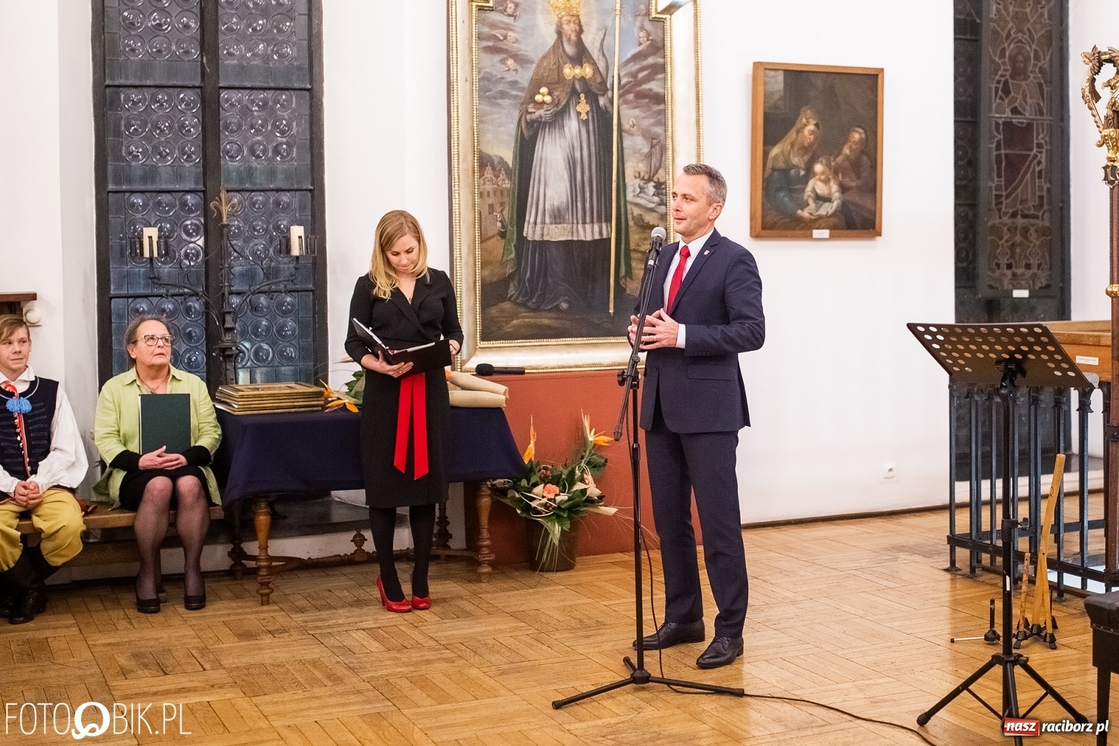 Zdjęcie w galerii na portalu naszraciborz.pl: Święto Animatora Kultury w raciborskim Muzeum wiadomości z regionu