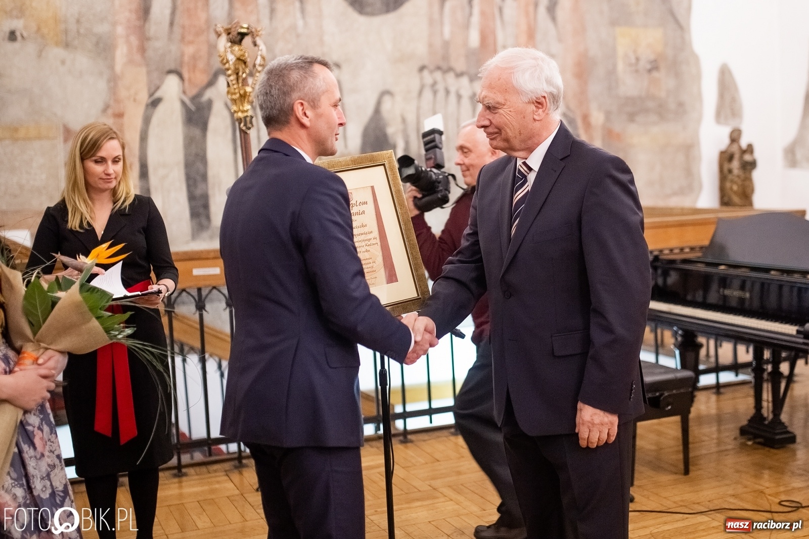 Zdjęcie w galerii na portalu naszraciborz.pl: Święto Animatora Kultury w raciborskim Muzeum wiadomości z regionu