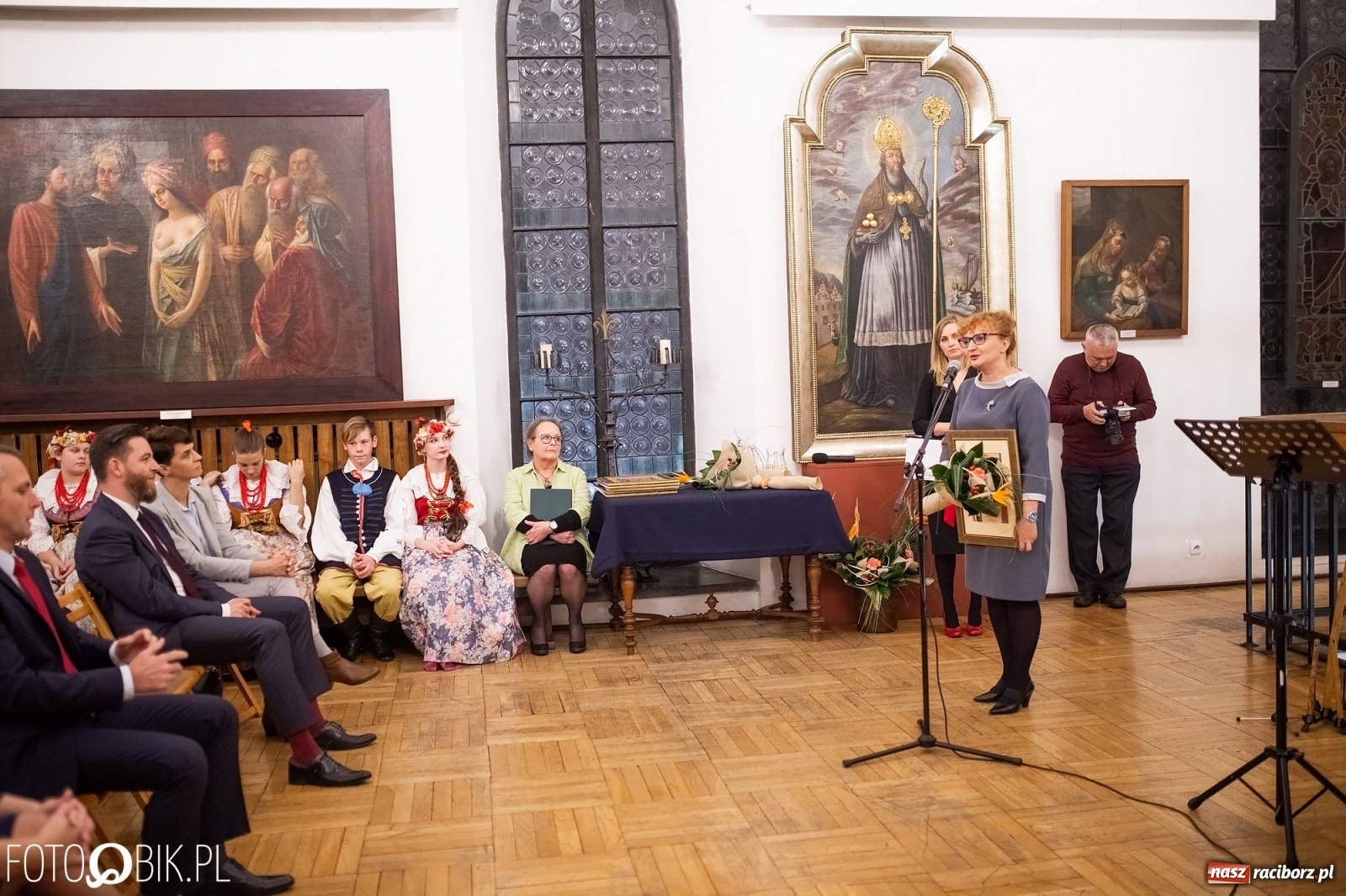 Zdjęcie w galerii na portalu naszraciborz.pl: Święto Animatora Kultury w raciborskim Muzeum wiadomości z regionu
