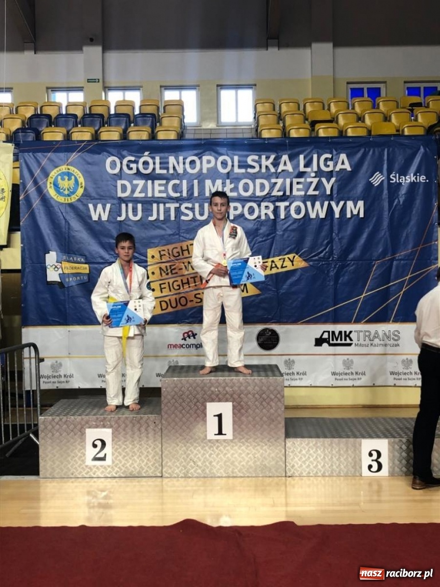 Zdjęcie w galerii na portalu naszraciborz.pl: Łamatorzy z sukcesami na matach w Katowicach  wiadomości z regionu