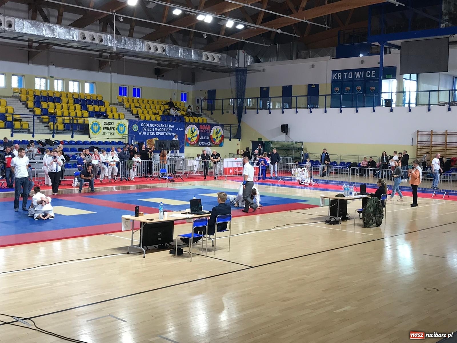 Zdjęcie w galerii na portalu naszraciborz.pl: Łamatorzy z sukcesami na matach w Katowicach  wiadomości z regionu