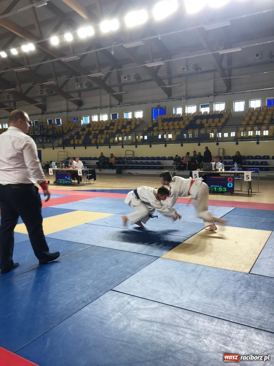Zdjęcie w galerii na portalu naszraciborz.pl: Łamatorzy z sukcesami na matach w Katowicach  wiadomości z regionu
