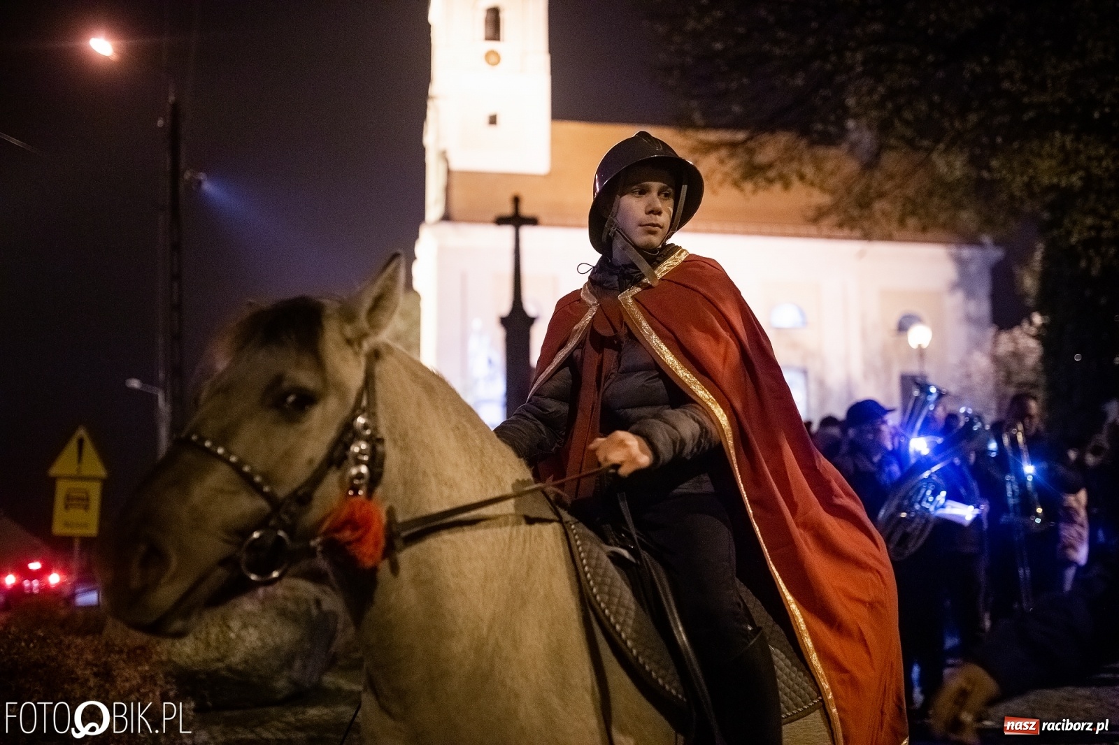 Zdjęcie w galerii na portalu naszraciborz.pl: Święty Marcin zawitał do Tworkowa wiadomości z regionu