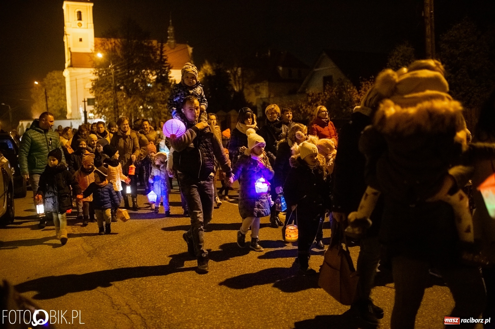 Zdjęcie w galerii na portalu naszraciborz.pl: Święty Marcin zawitał do Tworkowa wiadomości z regionu