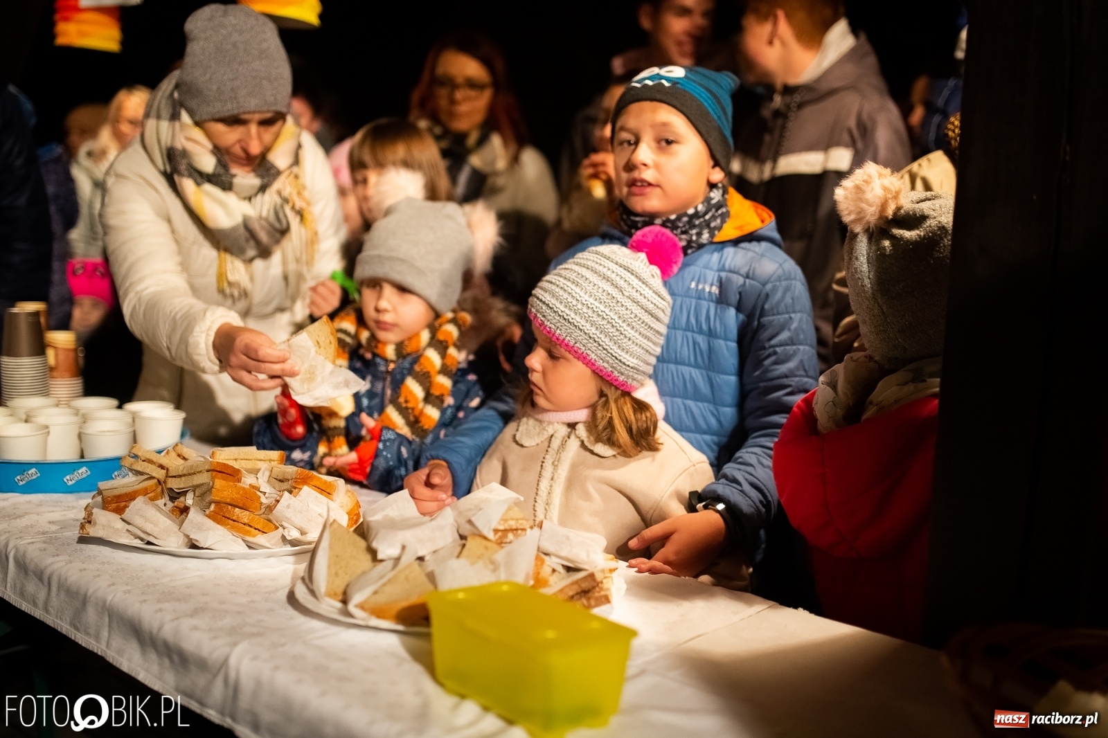 Zdjęcie w galerii na portalu naszraciborz.pl: Święty Marcin zawitał do Tworkowa wiadomości z regionu