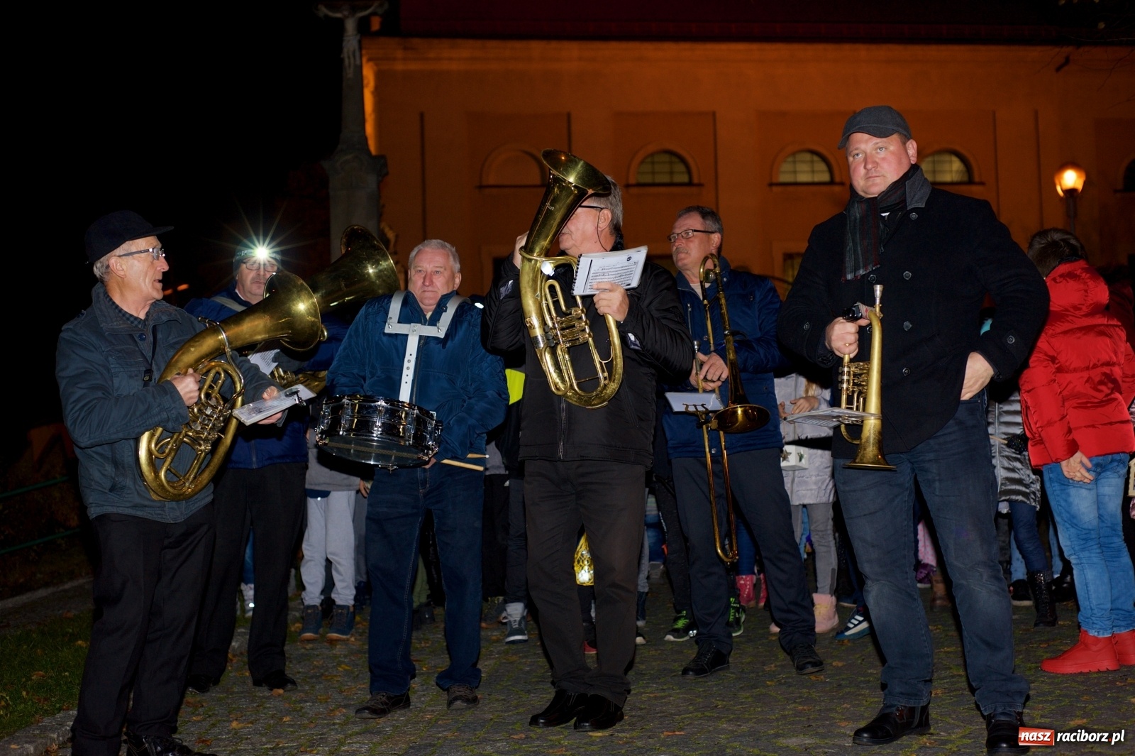 Zdjęcie w galerii na portalu naszraciborz.pl: Święty Marcin zawitał do Tworkowa wiadomości z regionu