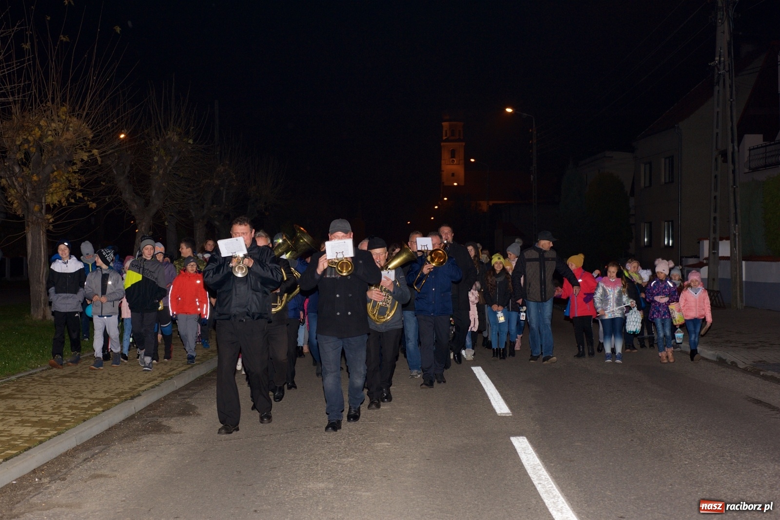 Zdjęcie w galerii na portalu naszraciborz.pl: Święty Marcin zawitał do Tworkowa wiadomości z regionu