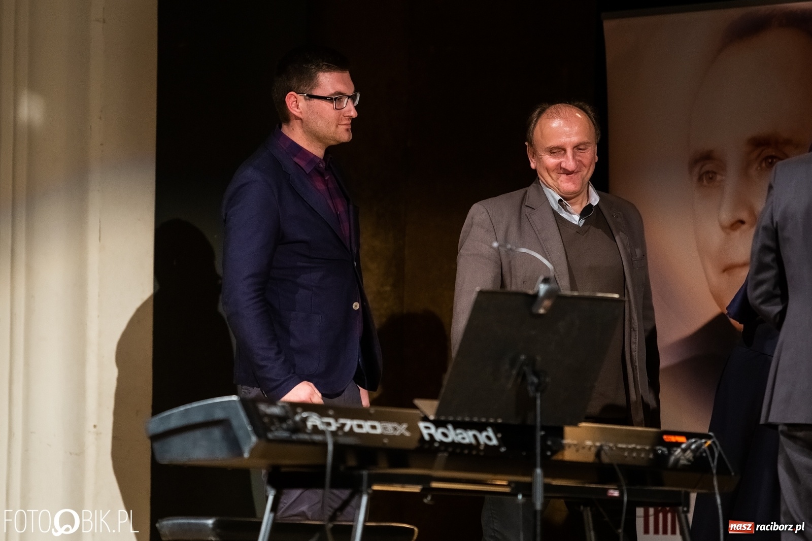 Zdjęcie w galerii na portalu naszraciborz.pl: Wręczono kolejne medale ks. Stefana Pieczki wiadomości z regionu