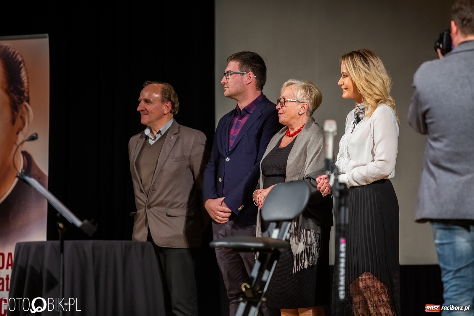 Zdjęcie w galerii na portalu naszraciborz.pl: Wręczono kolejne medale ks. Stefana Pieczki wiadomości z regionu