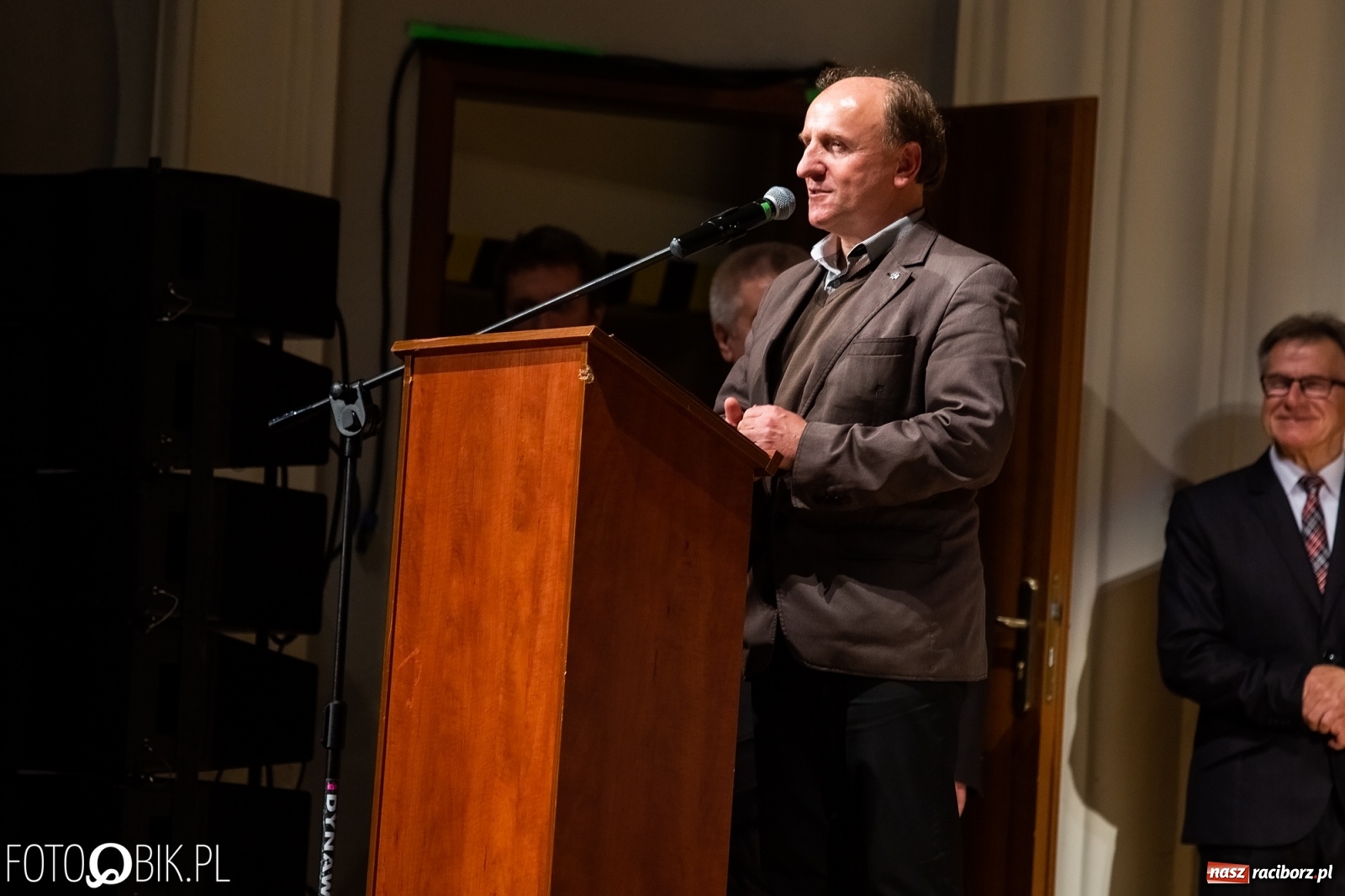 Zdjęcie w galerii na portalu naszraciborz.pl: Wręczono kolejne medale ks. Stefana Pieczki wiadomości z regionu