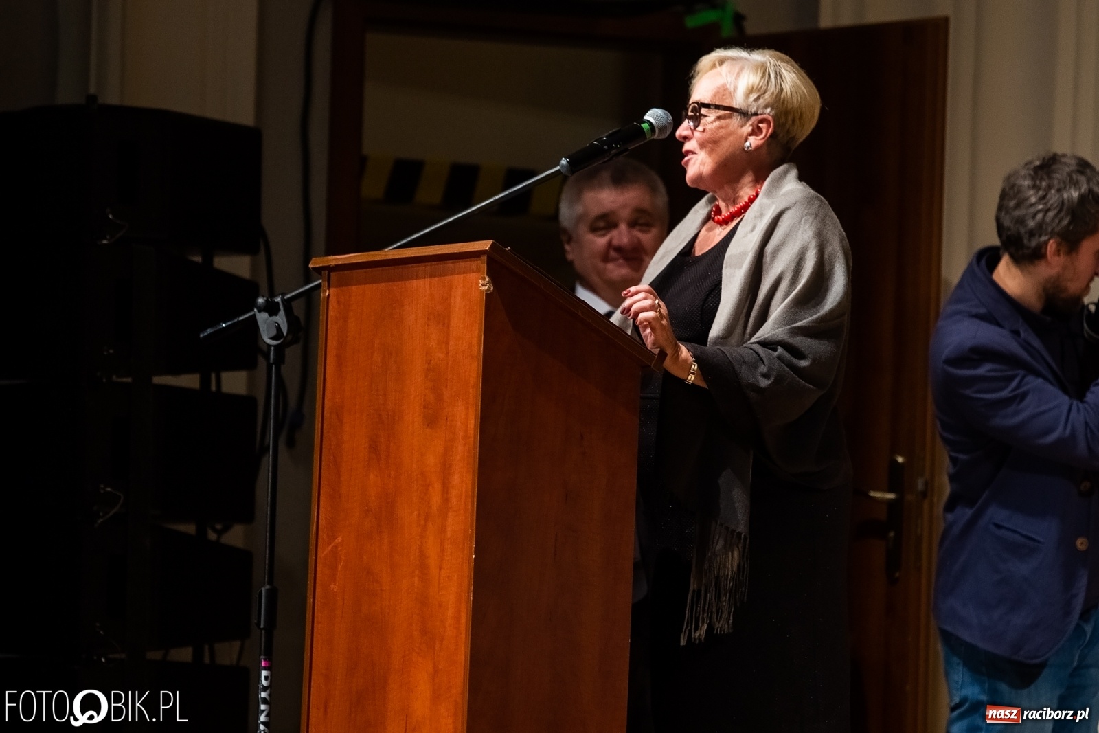 Zdjęcie w galerii na portalu naszraciborz.pl: Wręczono kolejne medale ks. Stefana Pieczki wiadomości z regionu