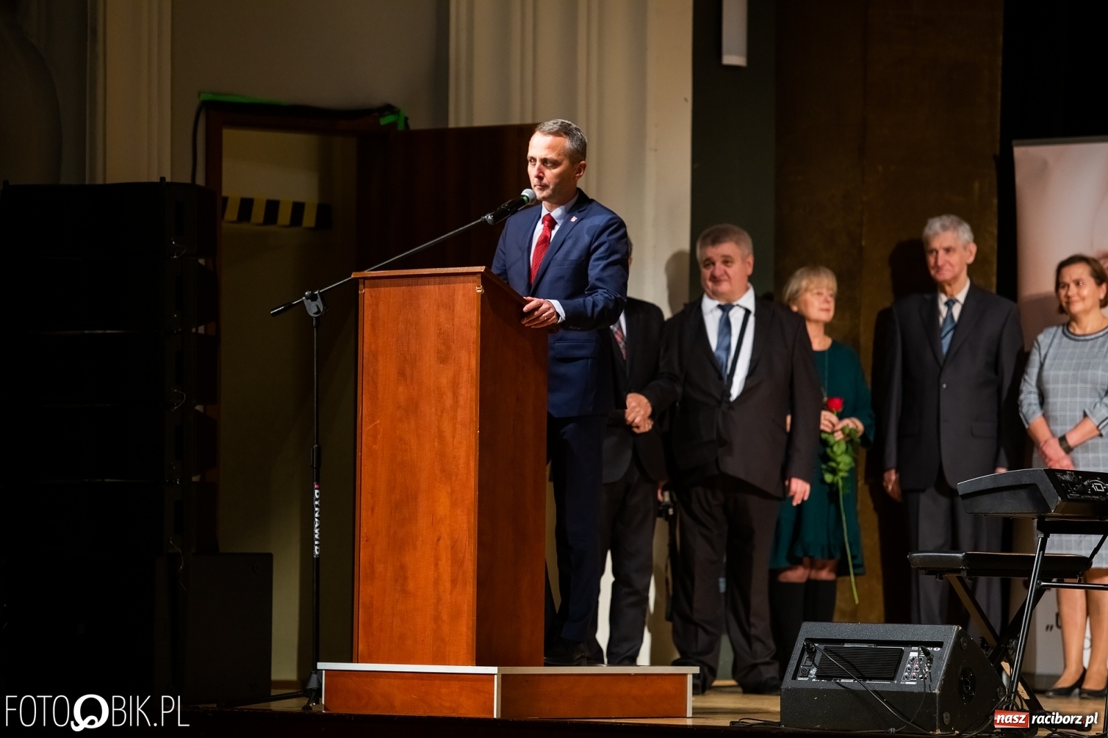 Zdjęcie w galerii na portalu naszraciborz.pl: Wręczono kolejne medale ks. Stefana Pieczki wiadomości z regionu