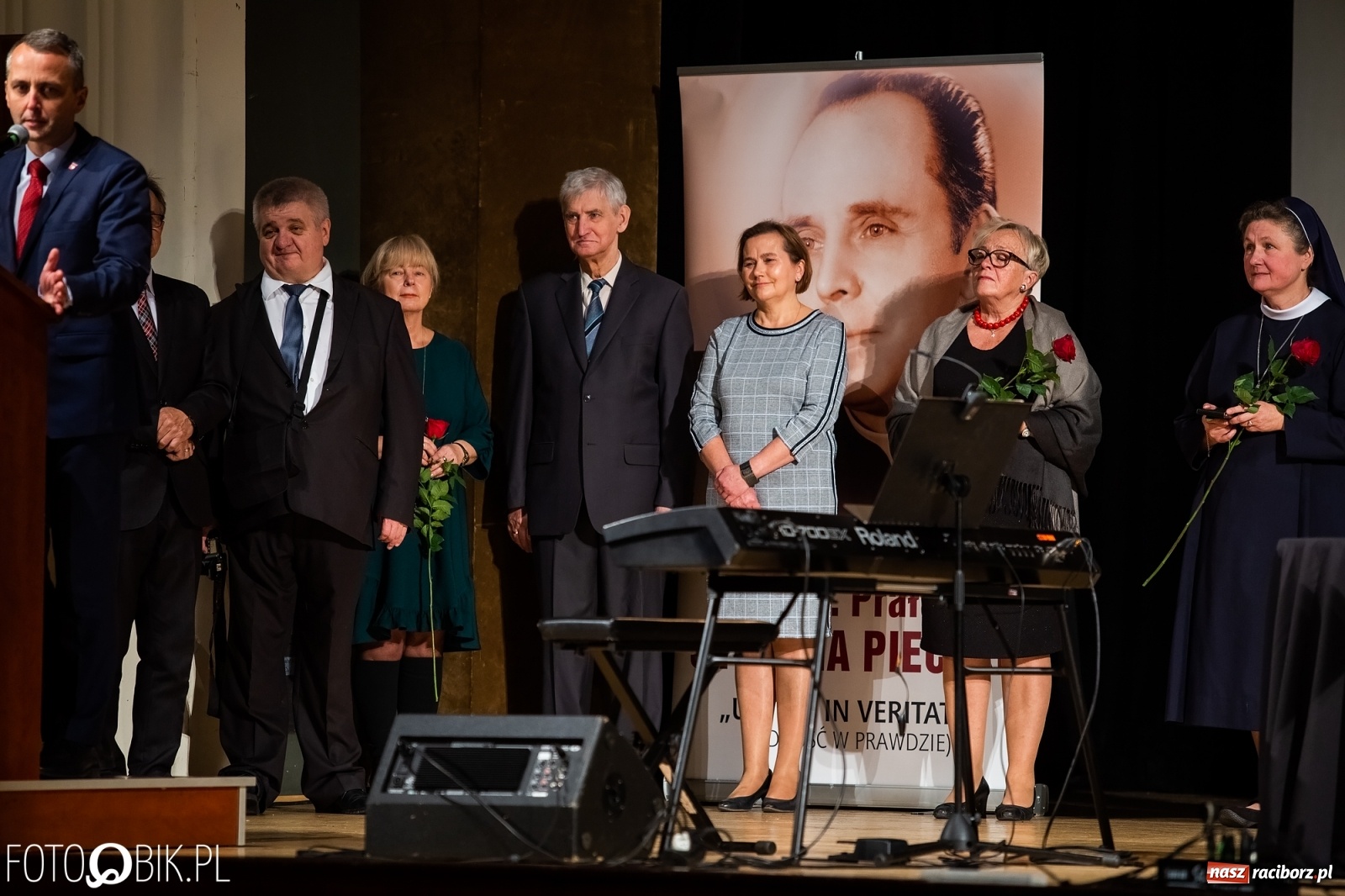 Zdjęcie w galerii na portalu naszraciborz.pl: Wręczono kolejne medale ks. Stefana Pieczki wiadomości z regionu